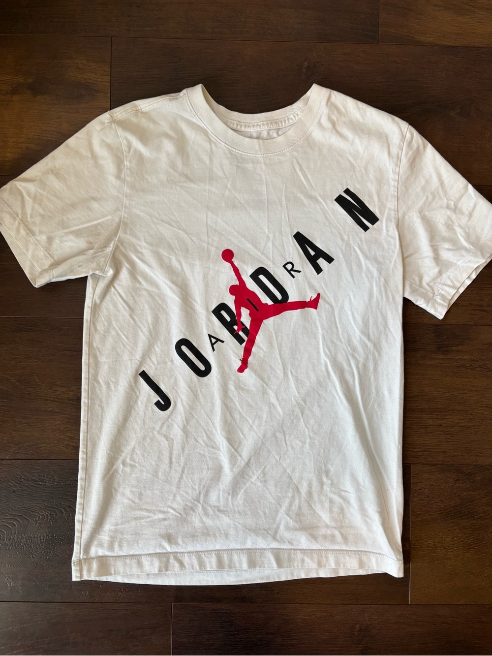 Jordan Men’s Small White Jumpman Graphic T-Shirt